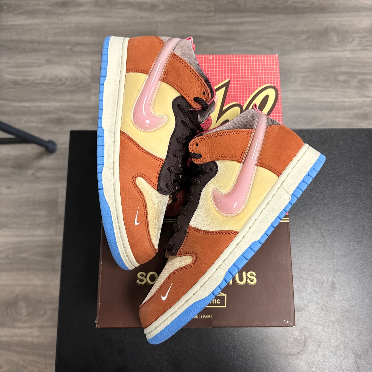 Chocolate Milk SB Dunk Mid (USED)