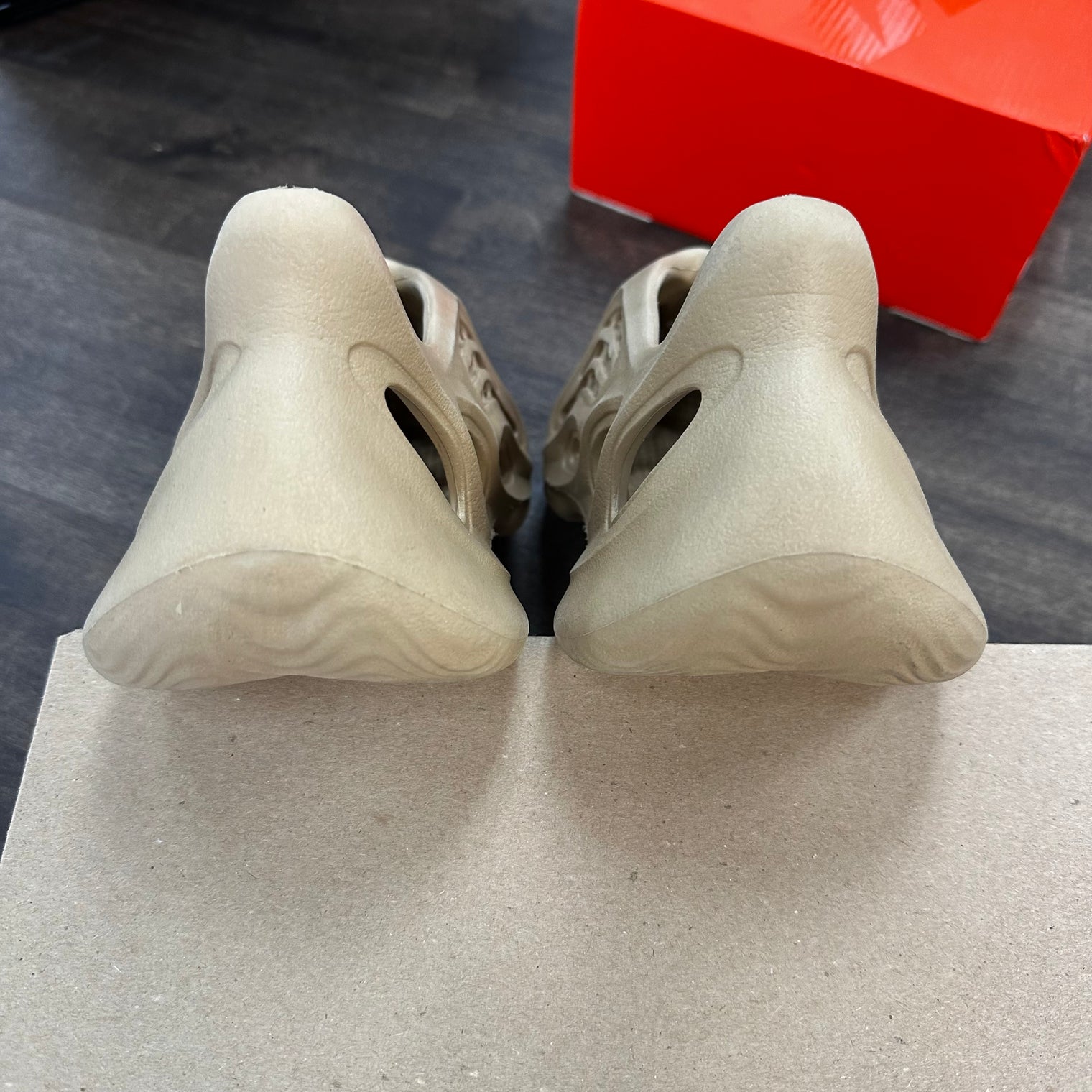 Ochre Yeezy Foam RNNR (USED)