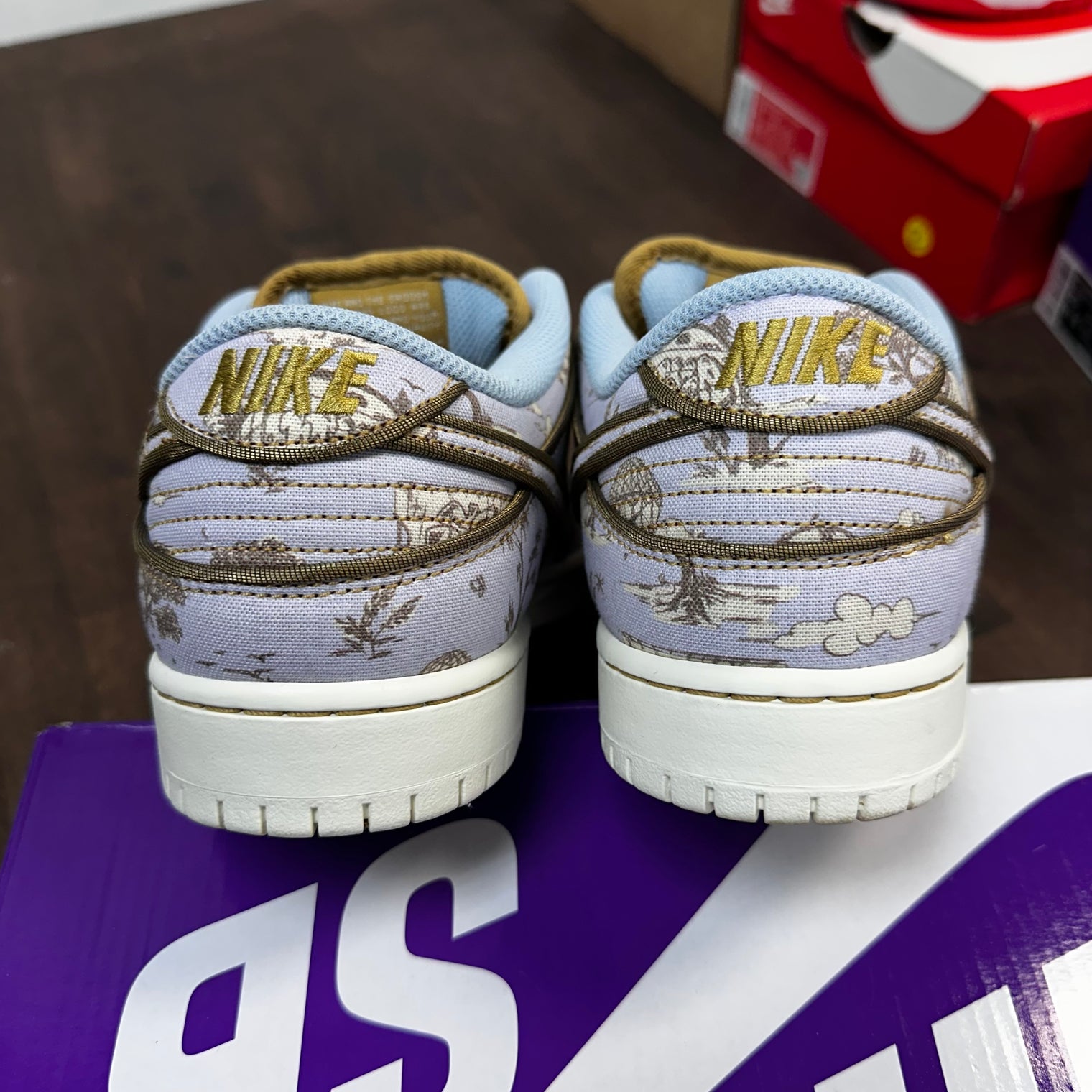 City of Style Nike SB Dunk Low (USED)