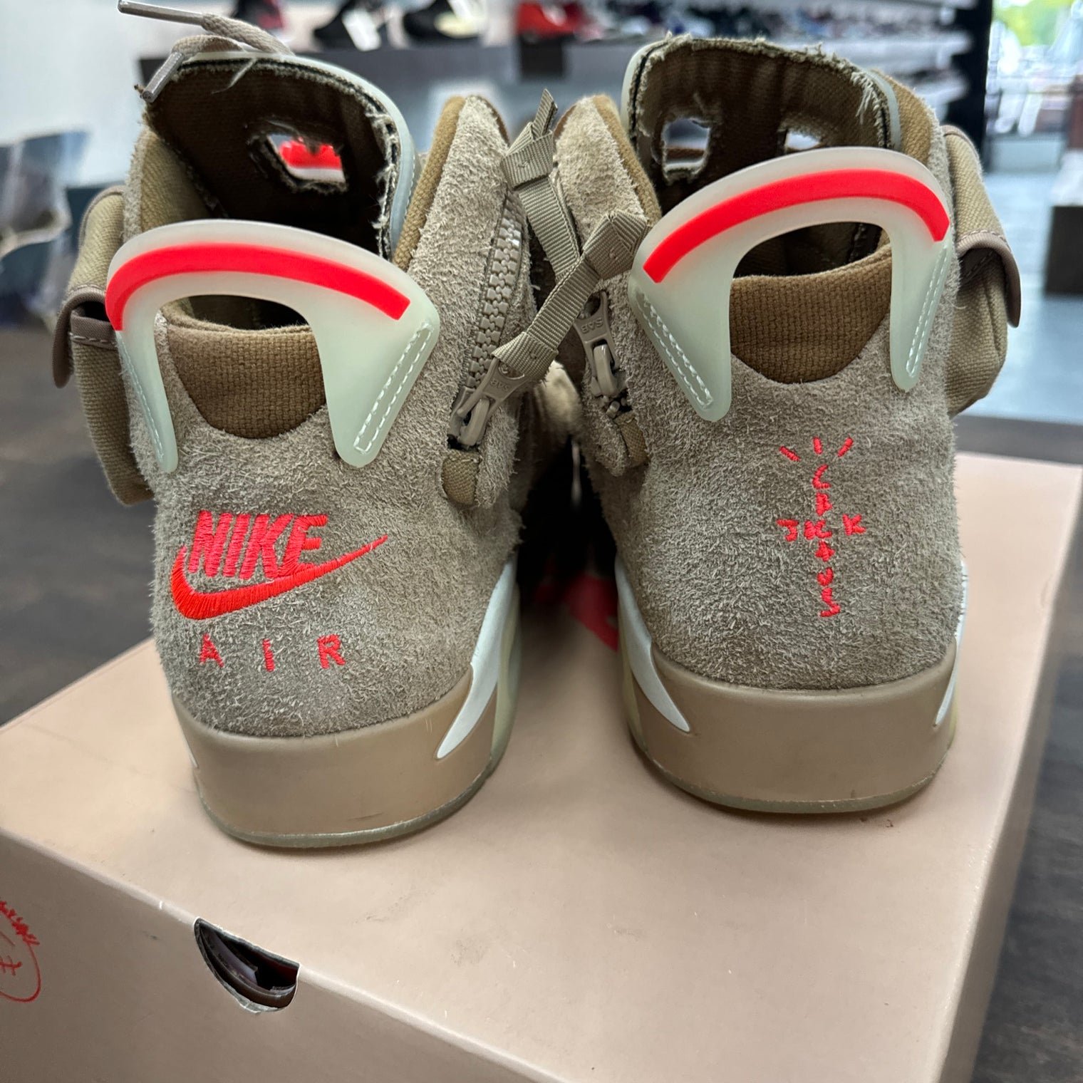 British Khaki Travis Scott Jordan 6 (USED)
