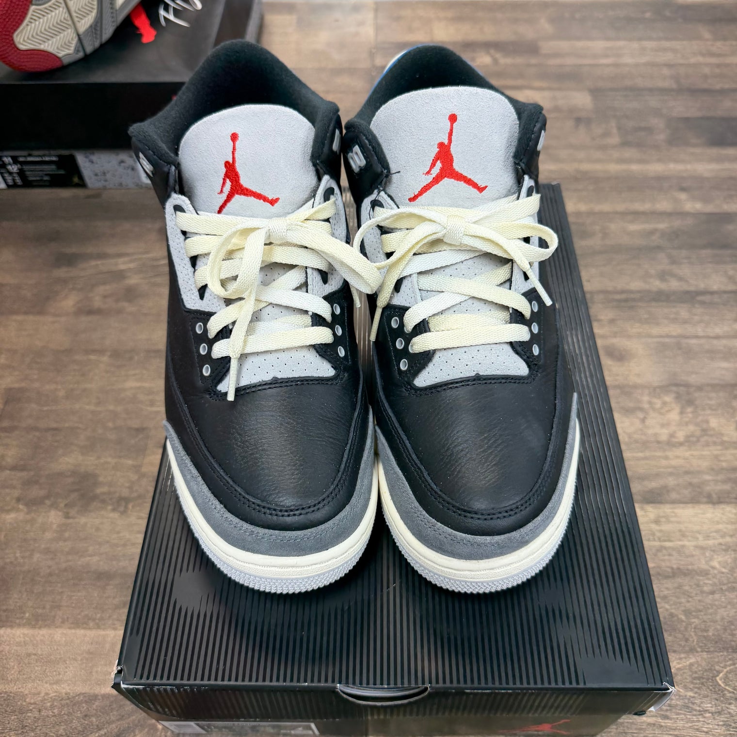 Jordan 3 Retro OG Rare Air (US 11) (USED)
