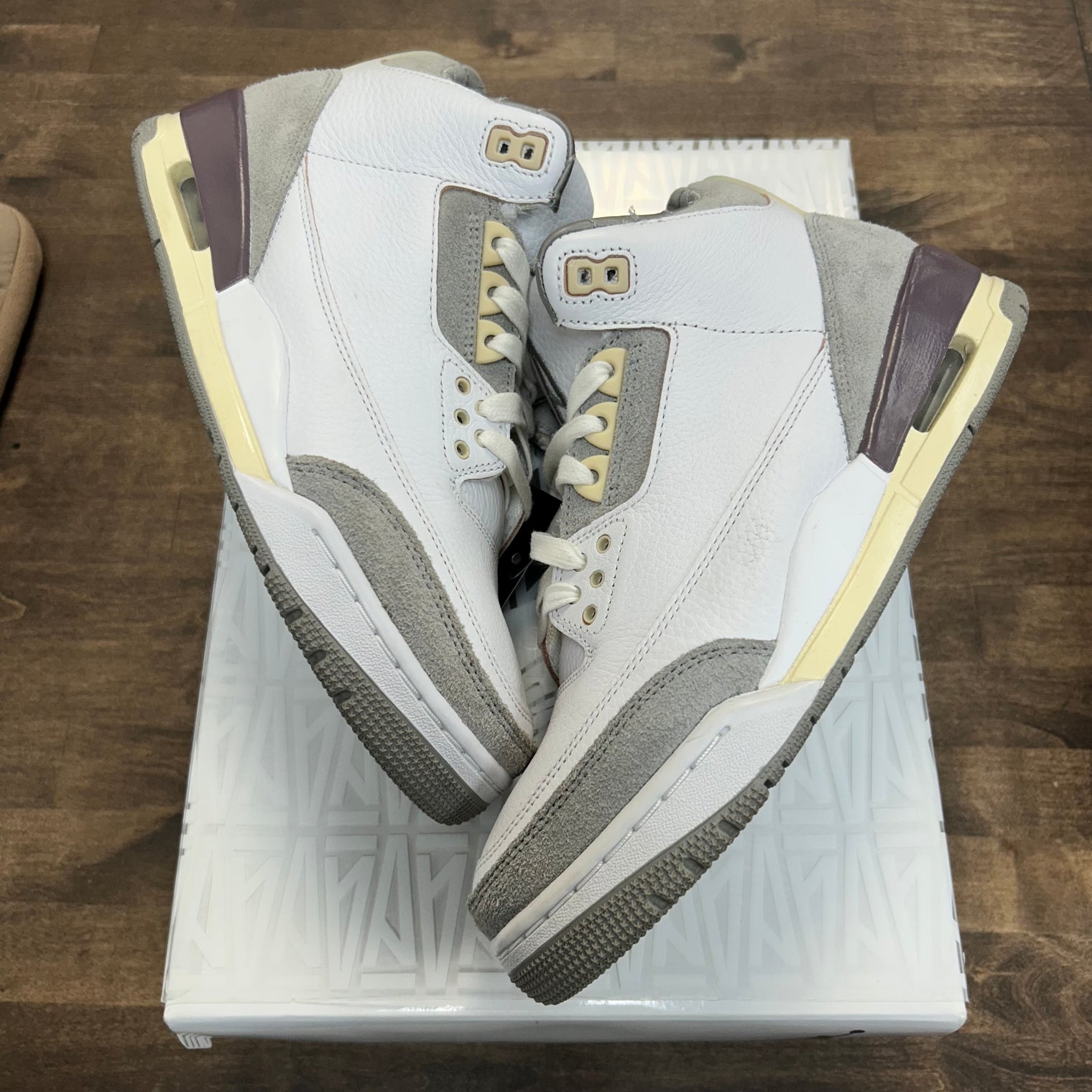 A Ma Maniere Jordan 3 SP (W) (USED)