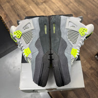 Neon 95 Jordan 4 Retro (USED)