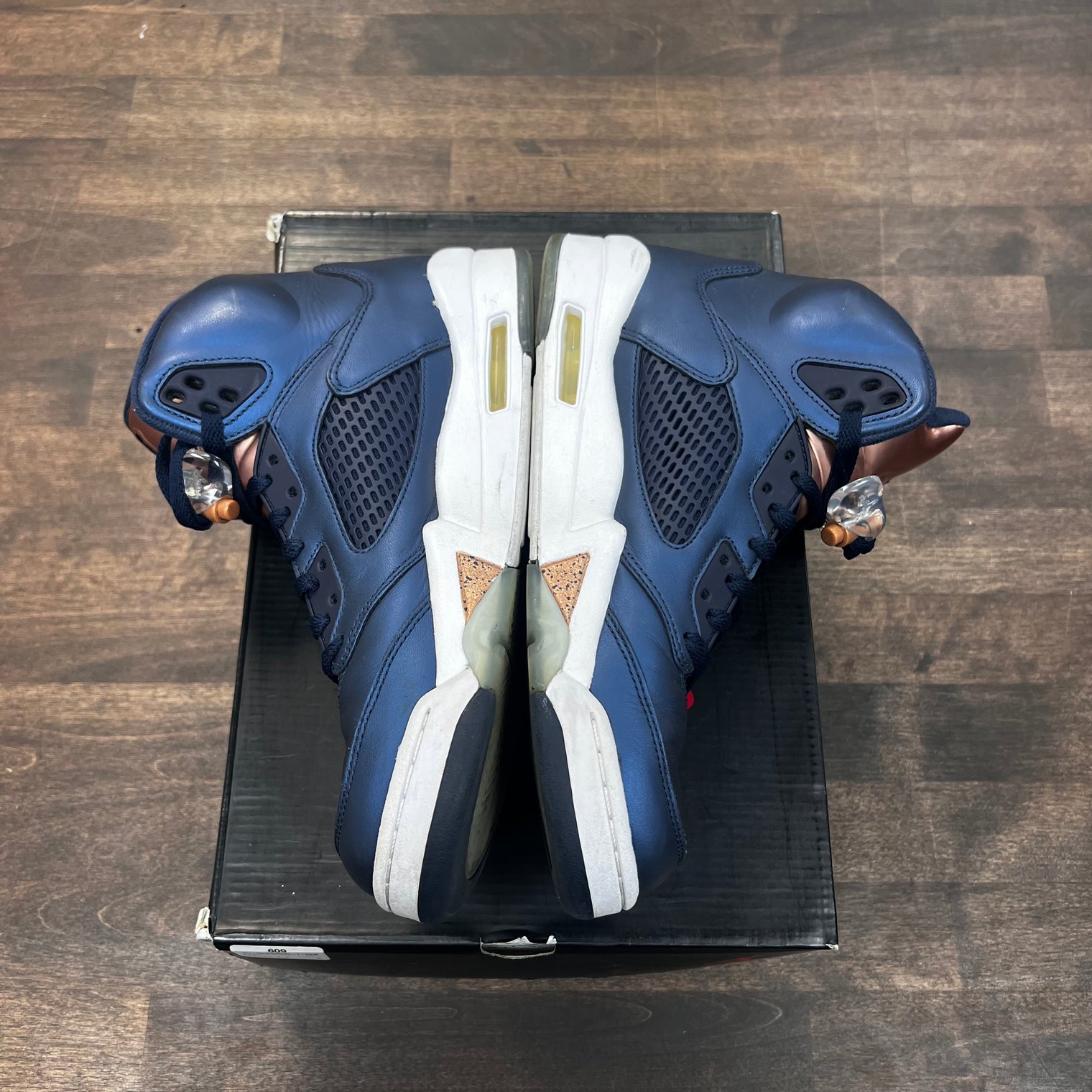 Bronze Jordan 5 (USED)