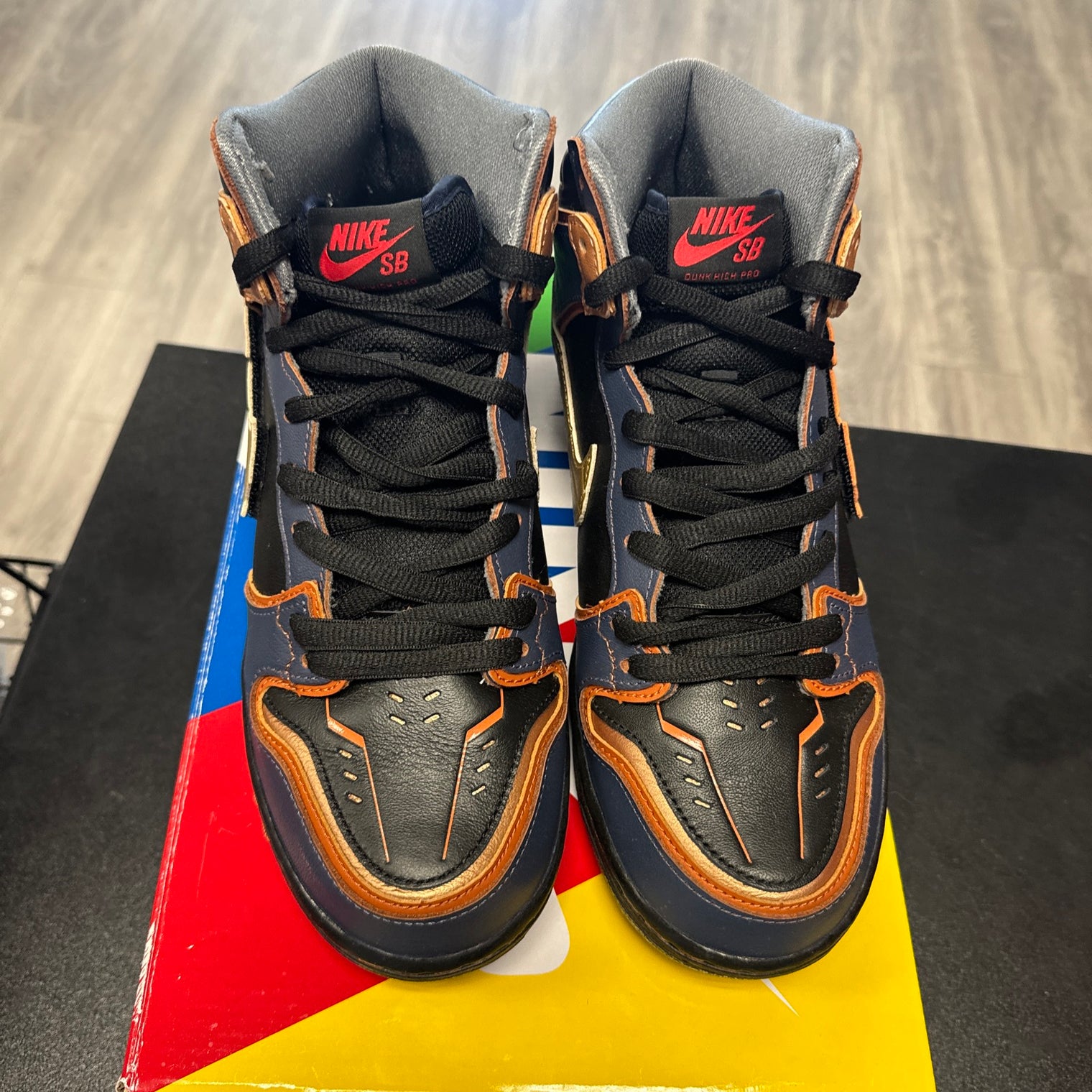 Gundam x Dunk SB High Project Unicorn - Banshee Norn (USED)