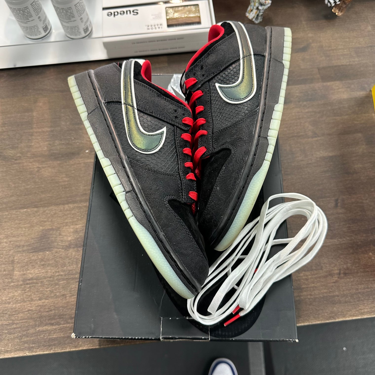 LPL League of Legends Dunk Low (USED)