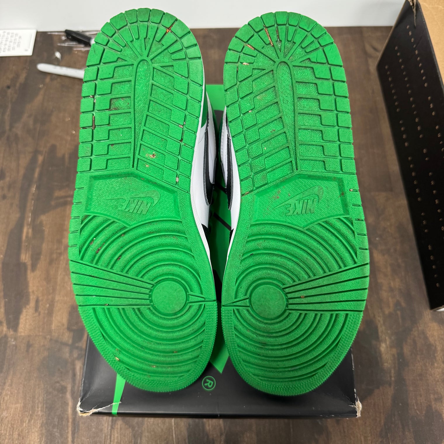 Lucky Green Jordan 1 High (USED)