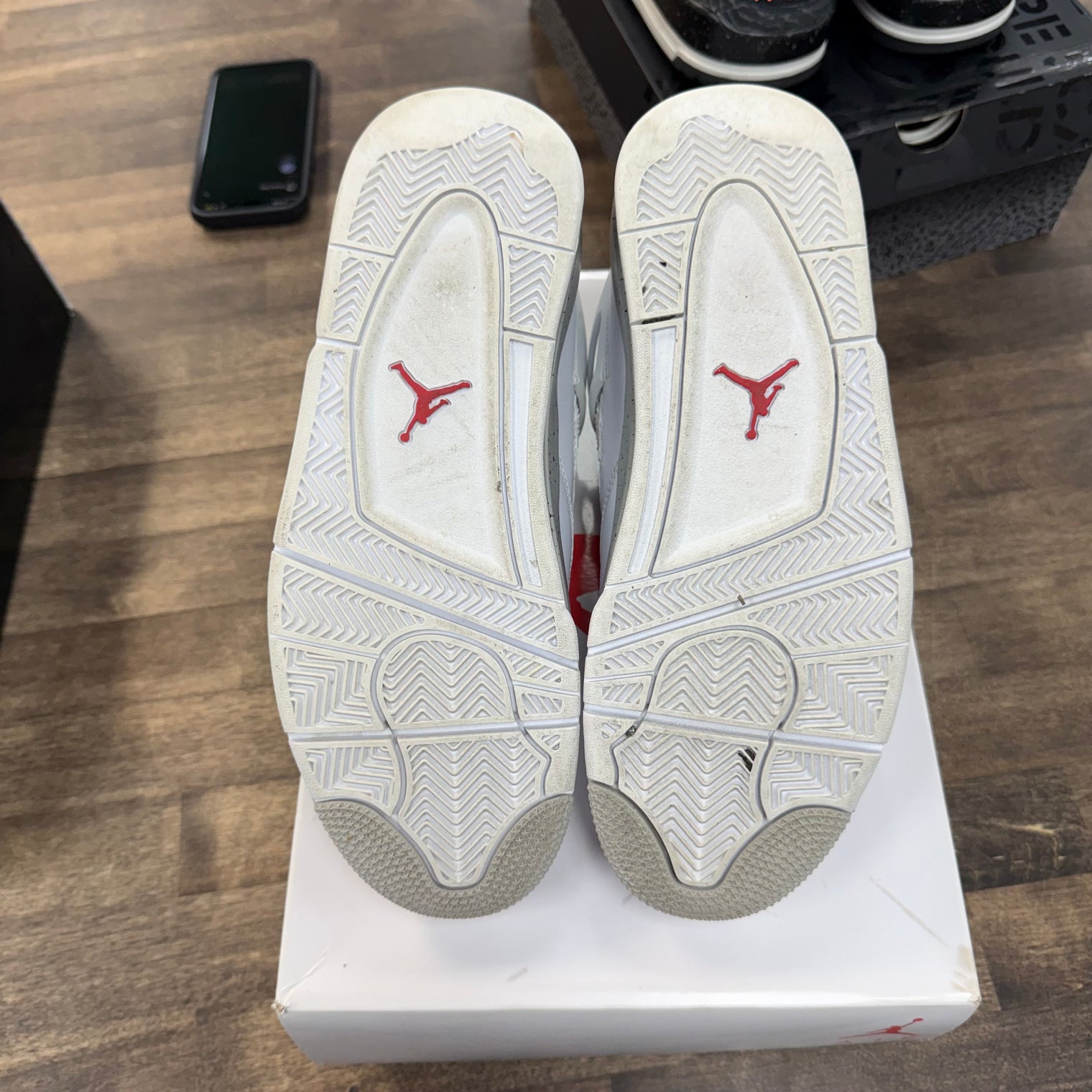 White Oreo Jordan 4 Retro (2021) (USED)