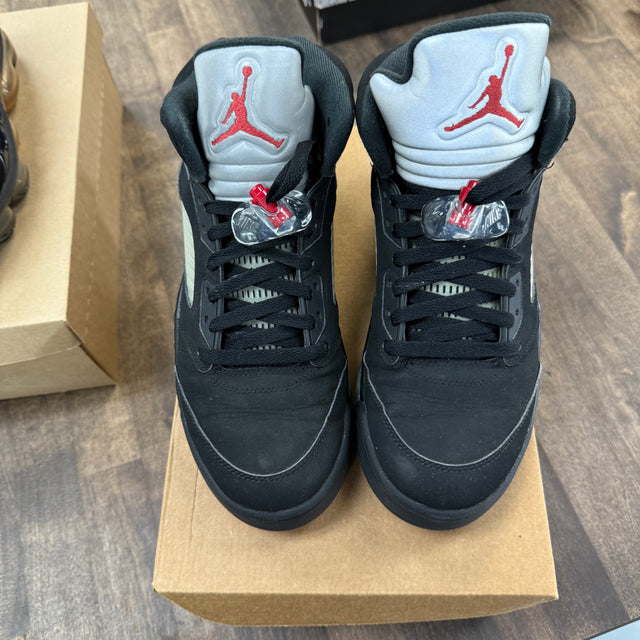 Black Metallic Jordan 5 (2016) (USED,No Box)