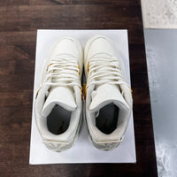 (W) Metallic Gold Jordan 4 (Lightly Worn)