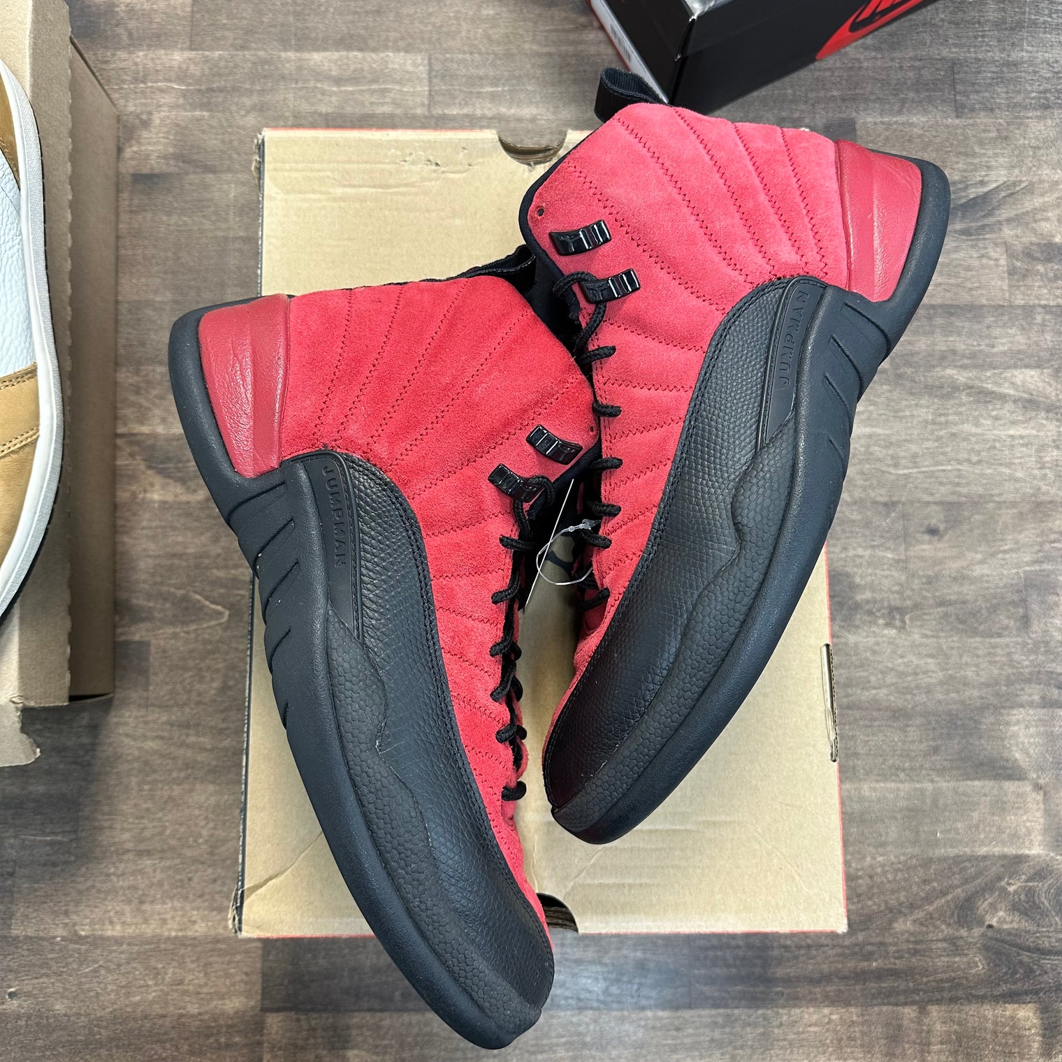 Jordan 12 Retro Reverse Flu Game (US 10) (USED)