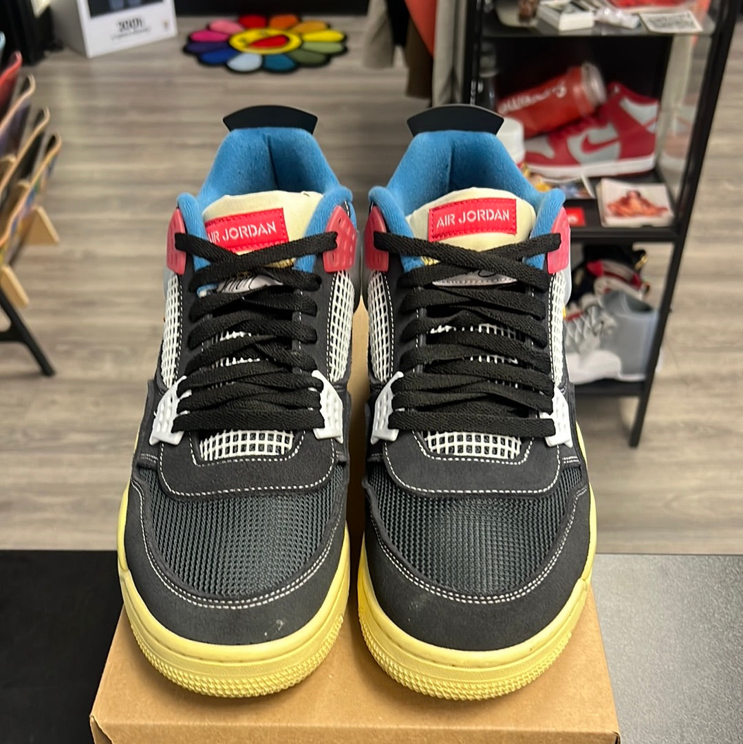 Jordan 4 Retro Union off Noir (USED,no box)