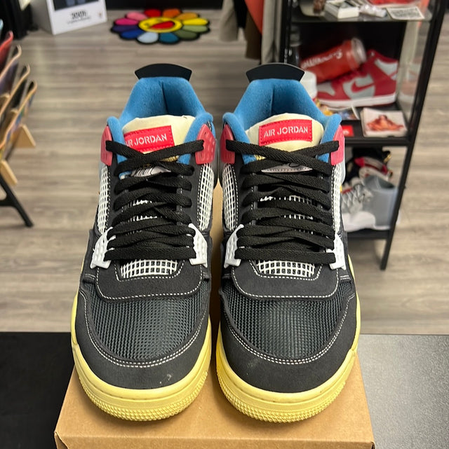Jordan 4 Retro Union off Noir (USED,no box)