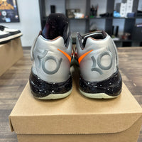 Galaxy Nike KD 4 (USED, No Insoles, No Box)
