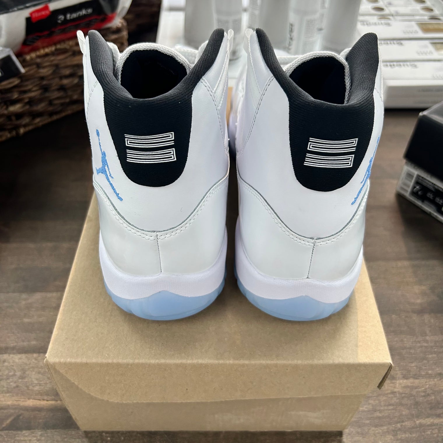 Legend Blue Jordan 11 (2024) (USED, No Box)