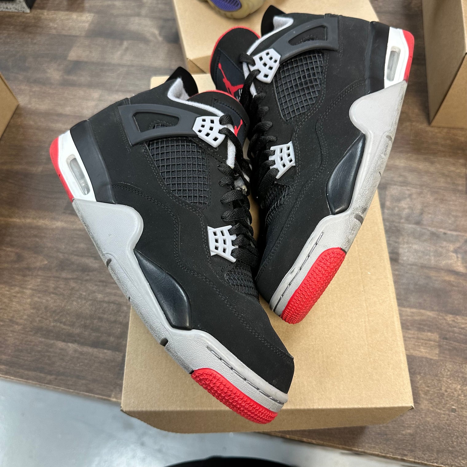 Bred Jordan 4 (2019) (USED,No Box)