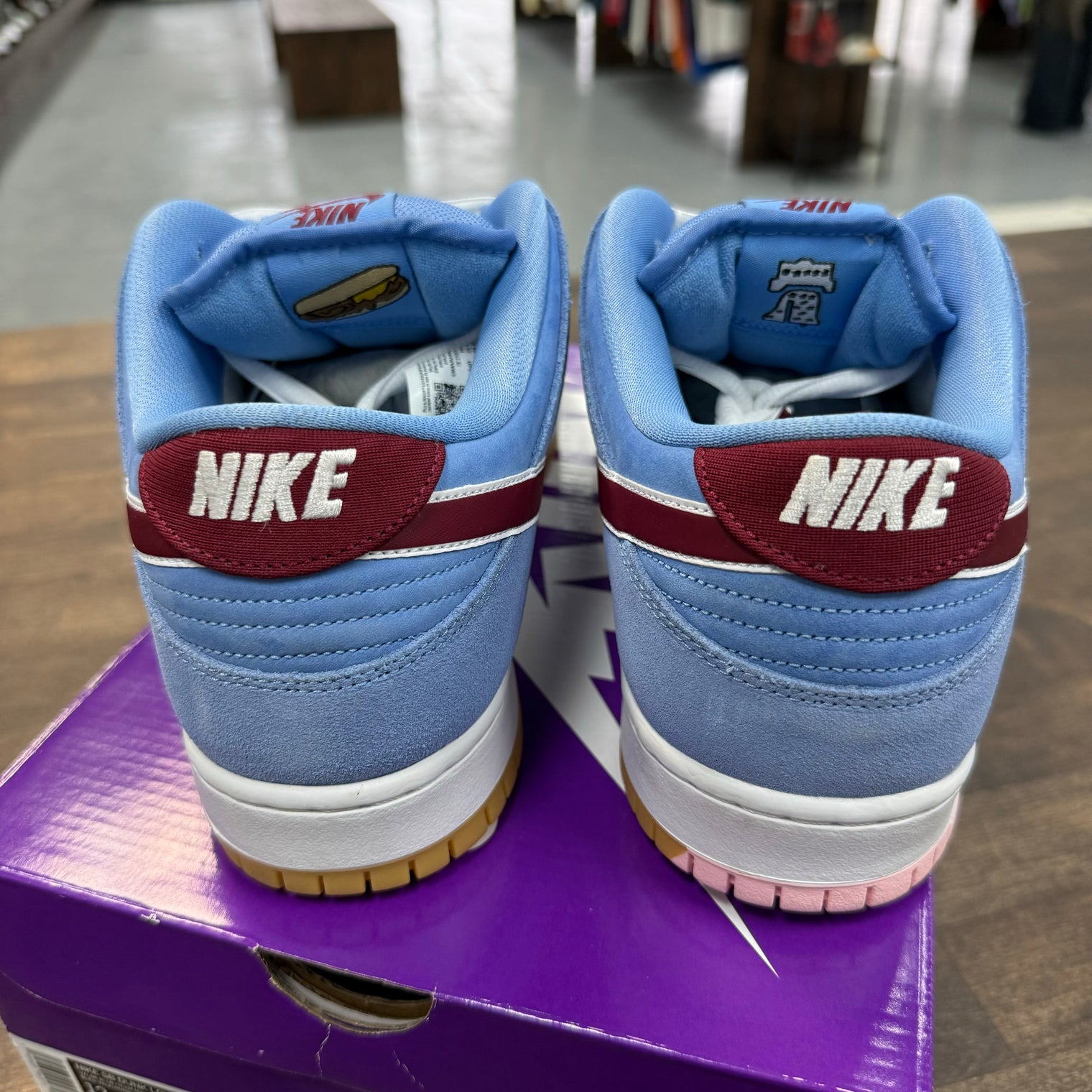 Philadelphia Phillies Nike SB Dunk Low (USED)