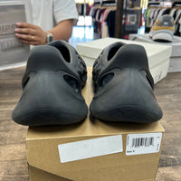 Onyx Yeezy Foam RNNR (USED)