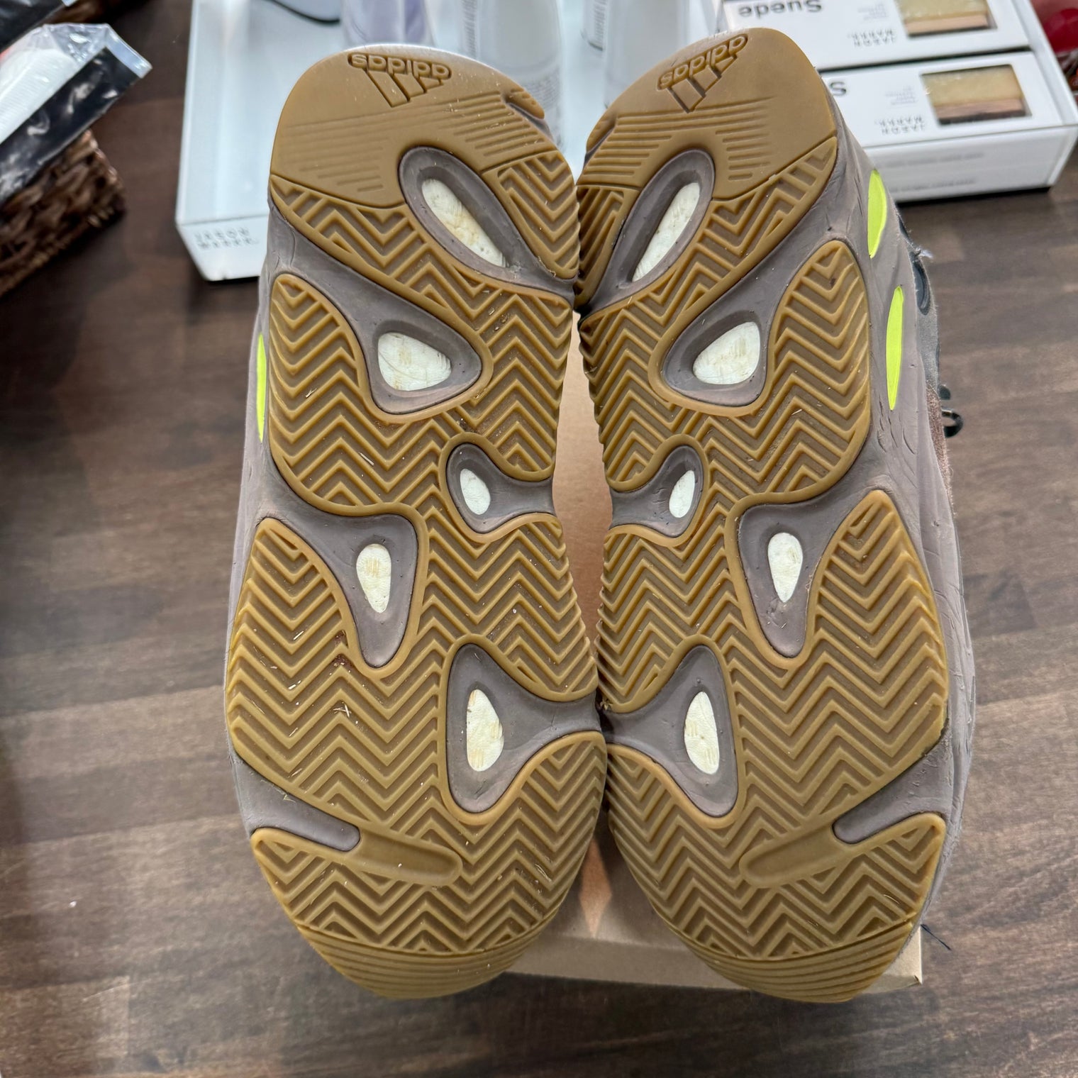 Mauve Yeezy 700 V1 (USED, No Box)