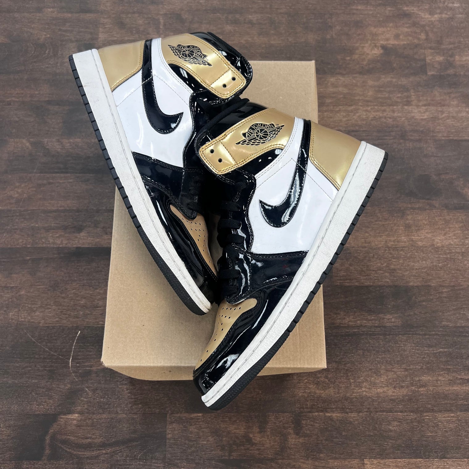 Gold Toe Jordan 1 High (USED, No Box)