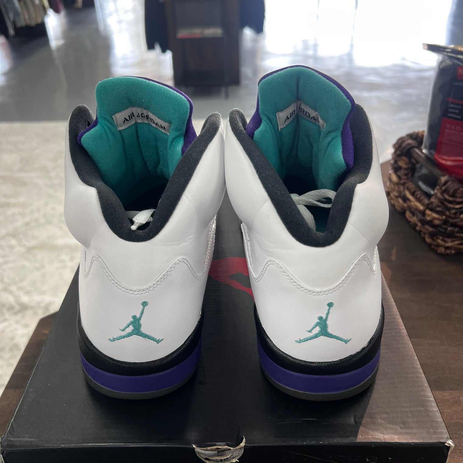 Grape Jordan 5 (2013) (USED)