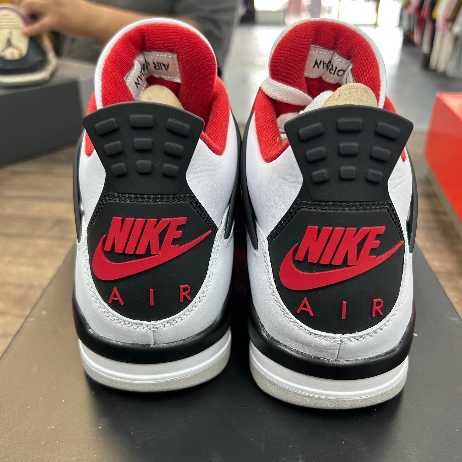 Fire Red Jordan 4 Retro (2020) (USED)