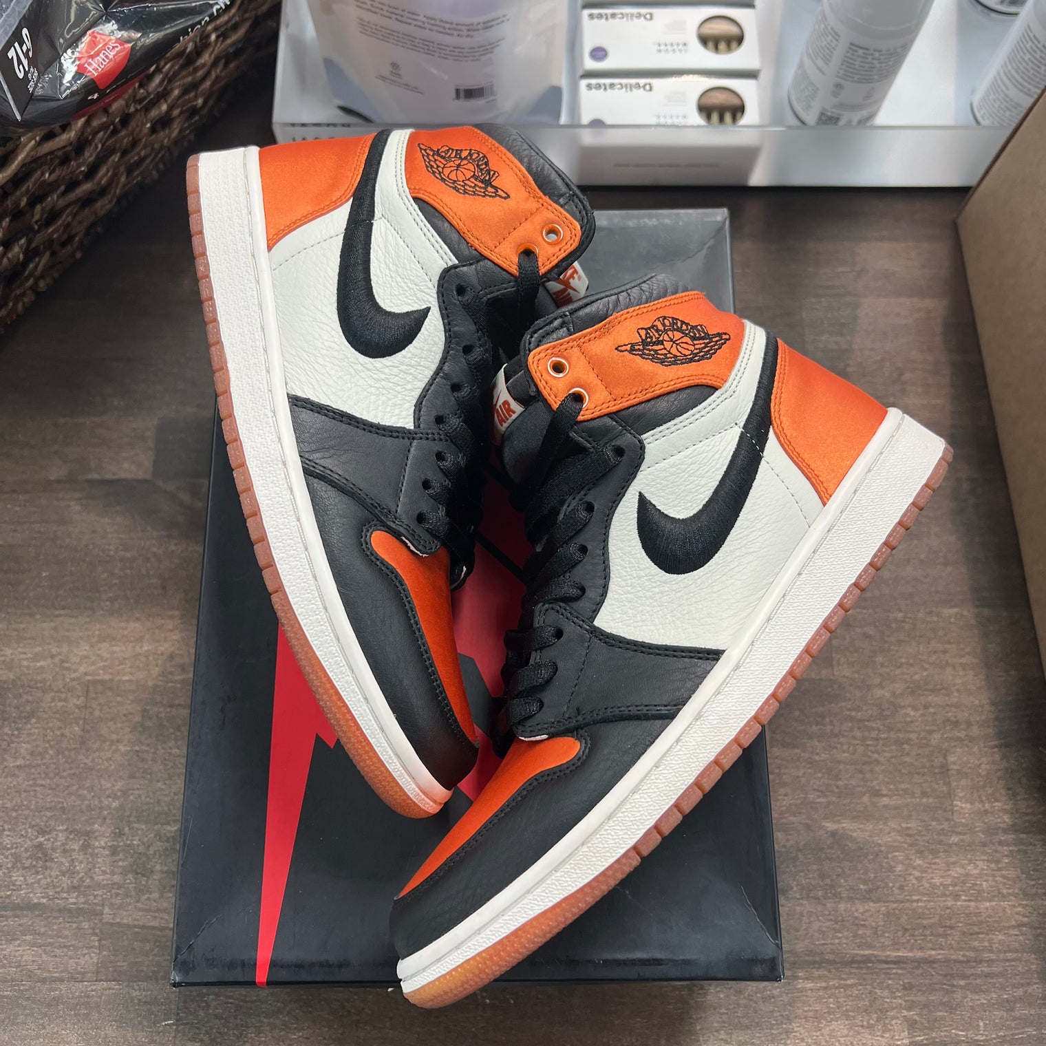 Satin Shattered Backboard Jordan 1 High (W) (USED)