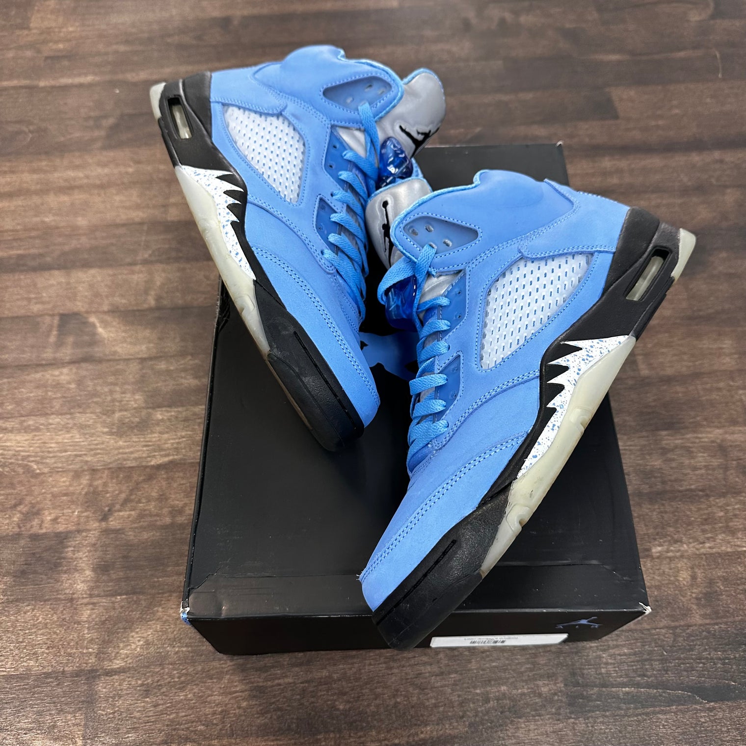 UNC Jordan 5 (USED)