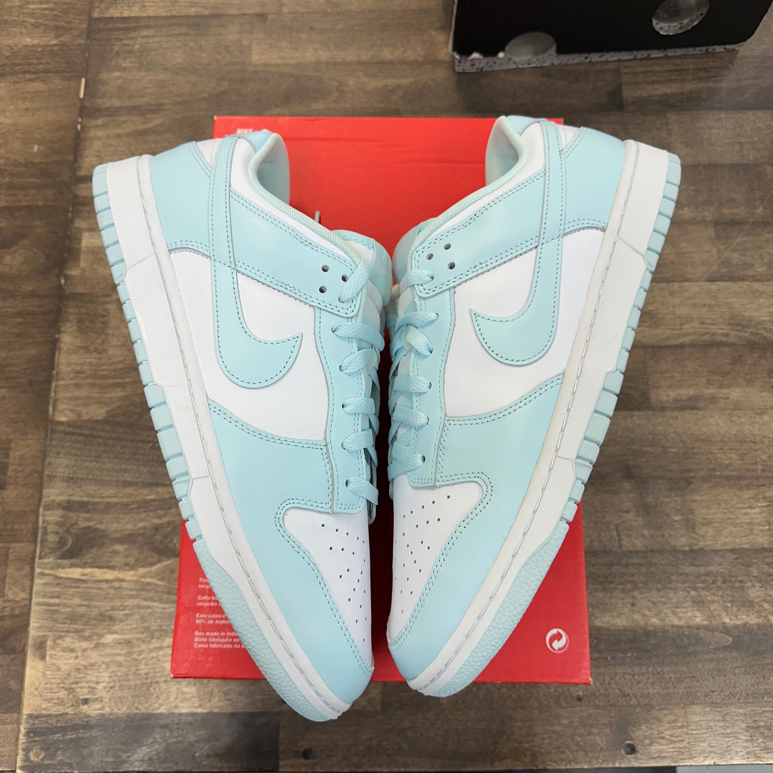 Glacier Blue Dunk Low (USED, No Lid)