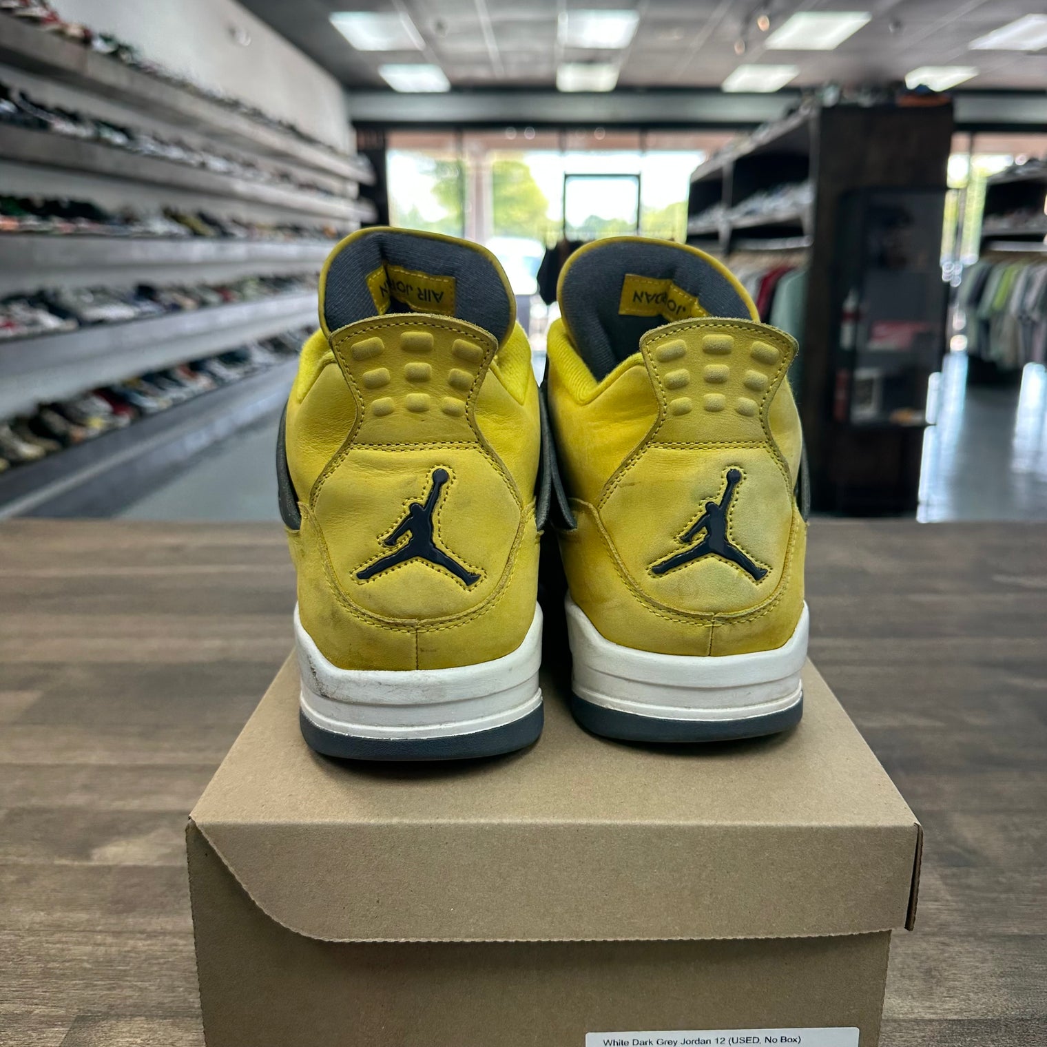 Lightning Jordan 4 Retro (USED, No Box)