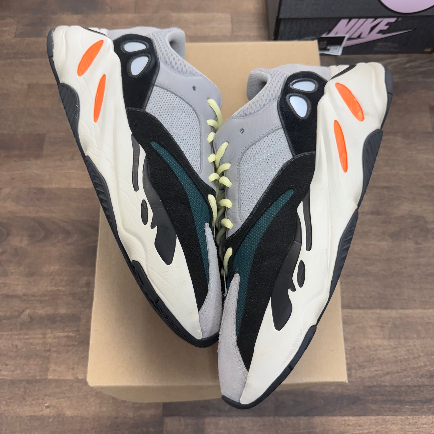 Yeezy 700 Waverunner (USED,No Box)