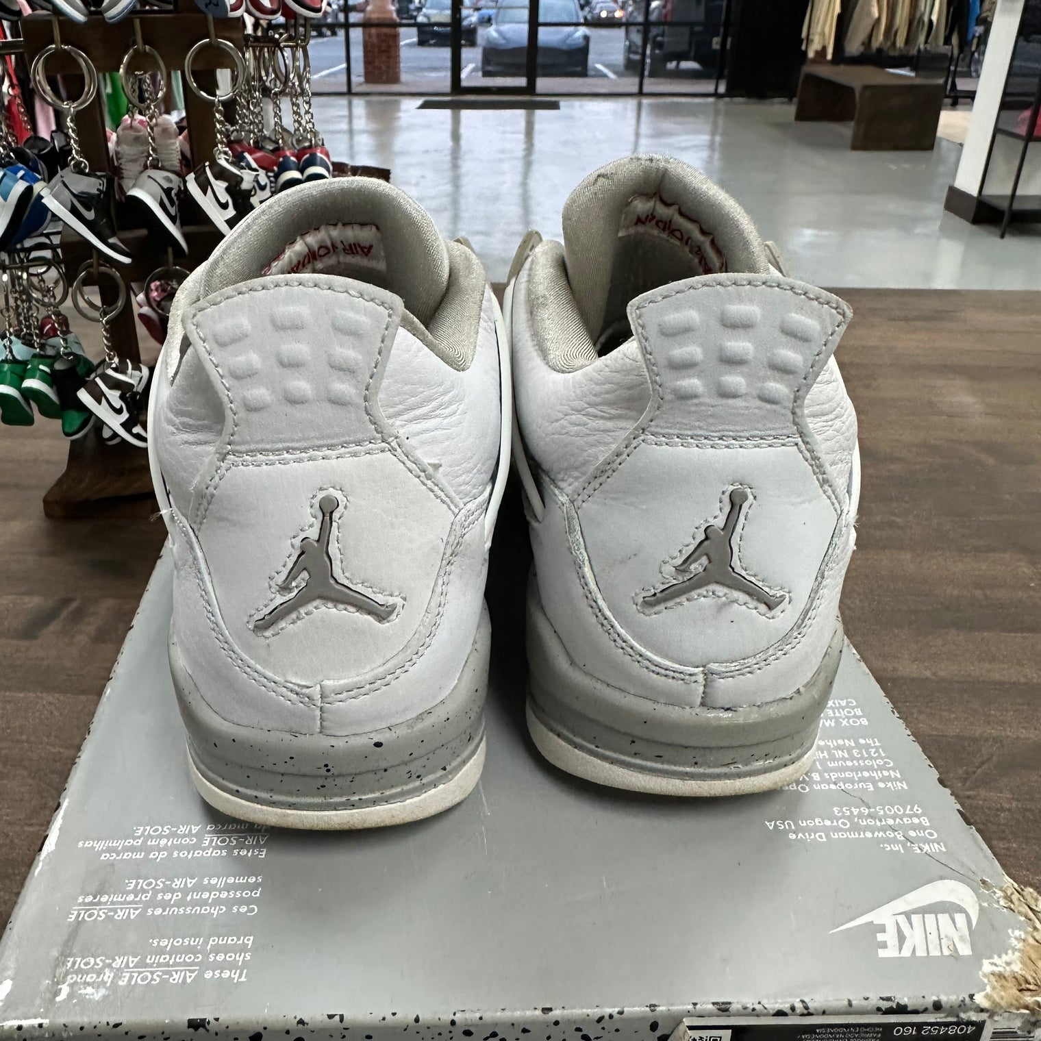 White Oreo Jordan 4 Retro (GS) (USED, No Lid)