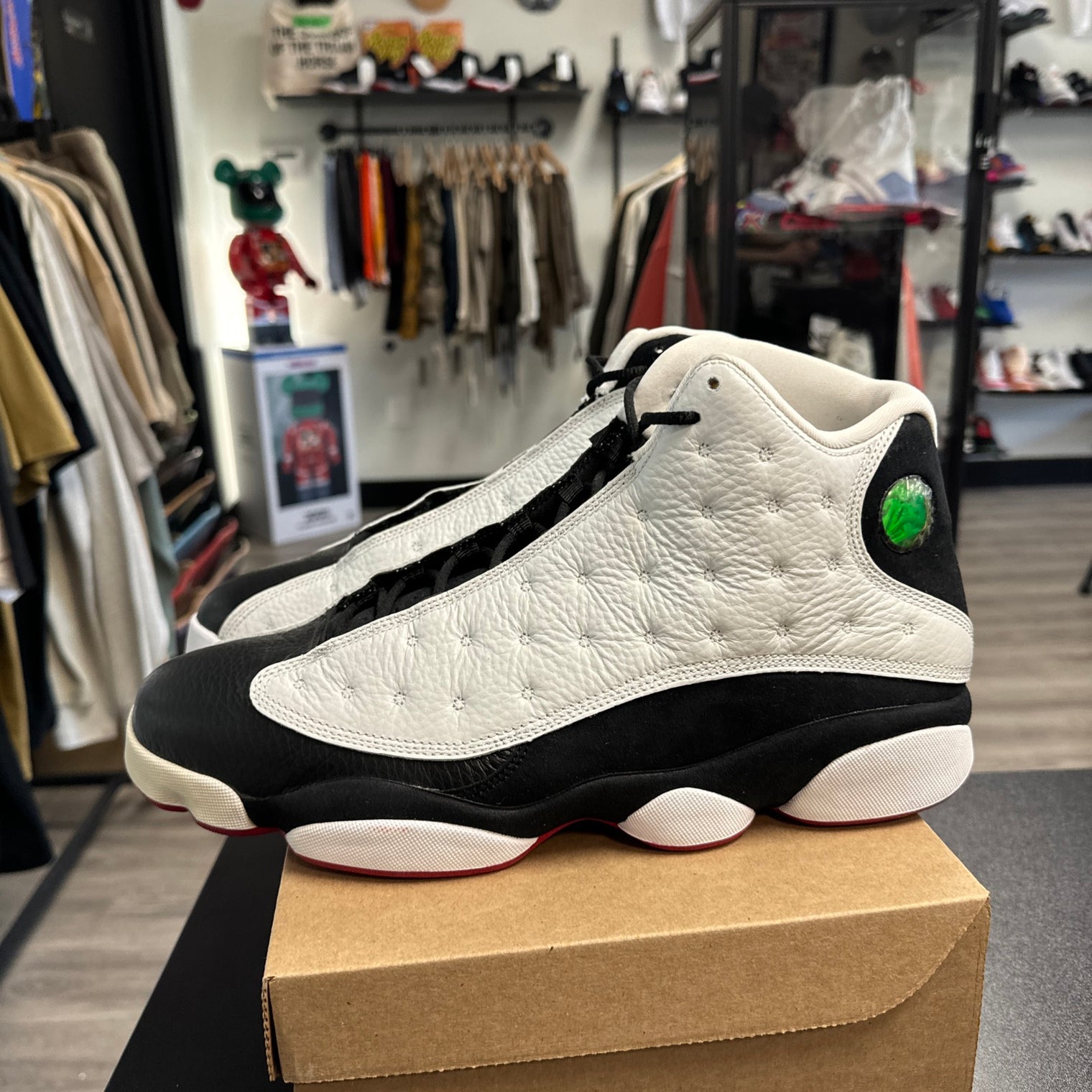 He got Game Jordan 13 (2013) (No box)