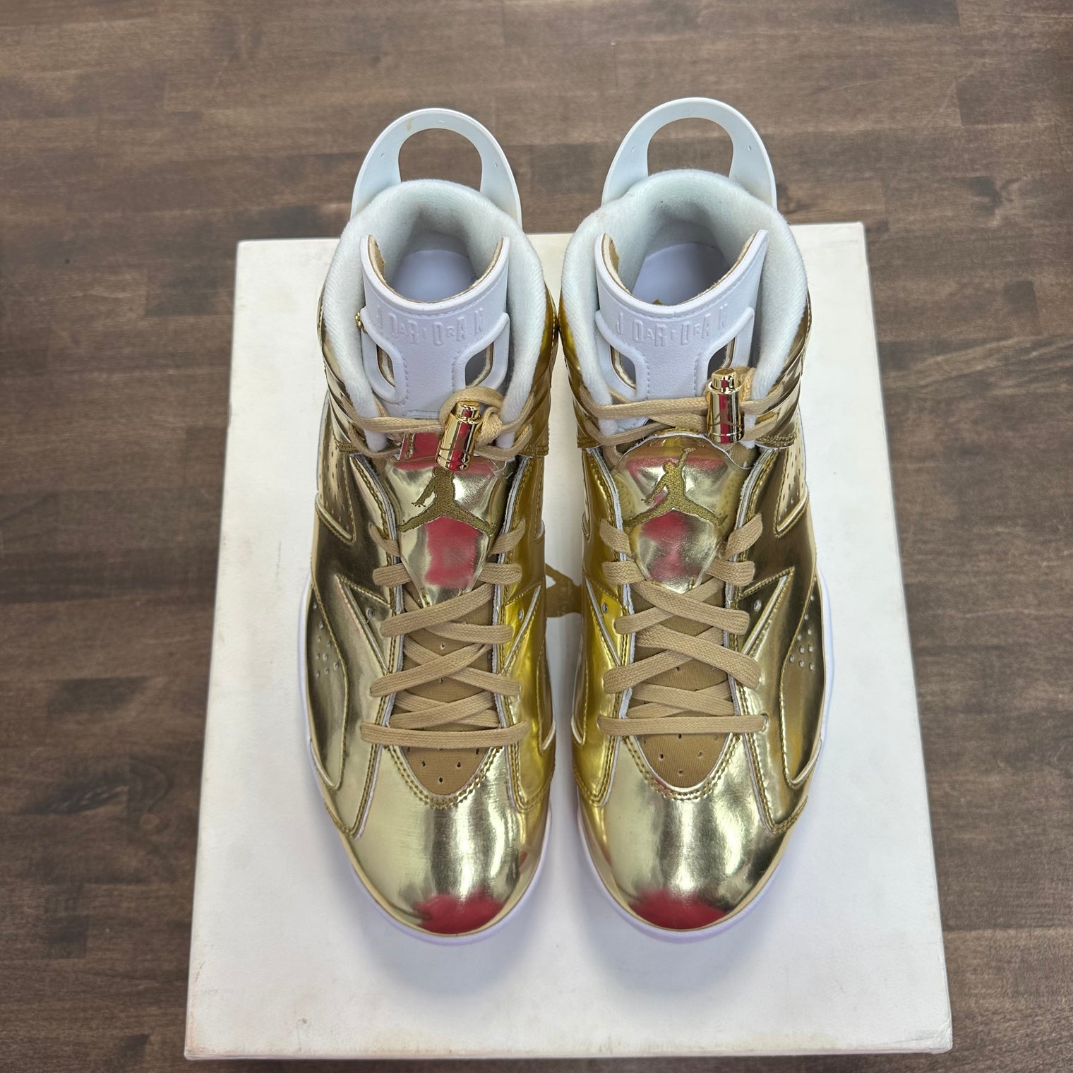 Pinnacle Metallic Gold Jordan 6 Retro (USED)