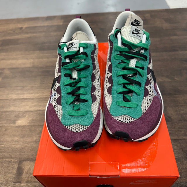 Sacai Vaporwaffle Villian Red Neptune Green (USED)