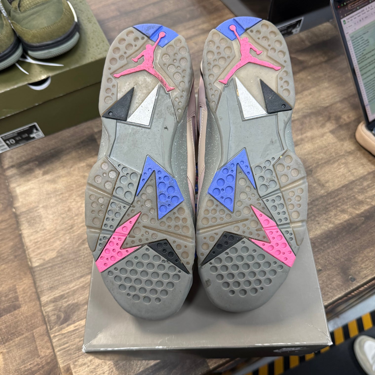 Sapphire Jordan 7 Retro SE (USED)