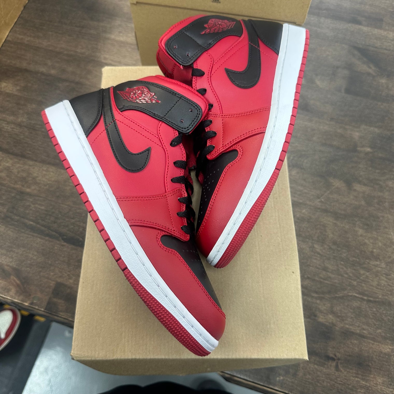 Reverse Bred Jordan 1 Mid (USED,No Box)