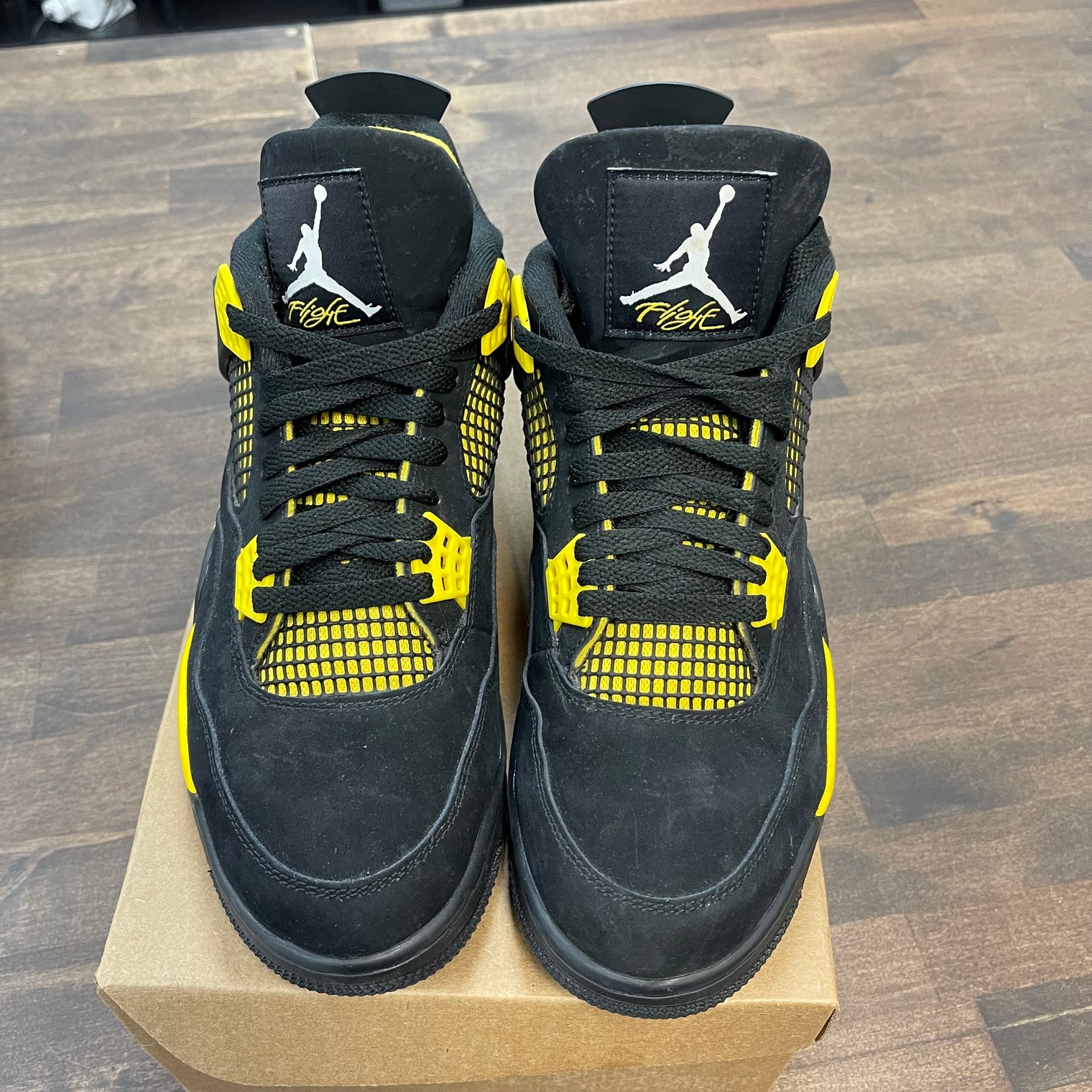 Yellow Thunder Jordan 4 (USED,No Box)