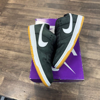 Black Gum Nike SB Dunk Low Pro (USED)