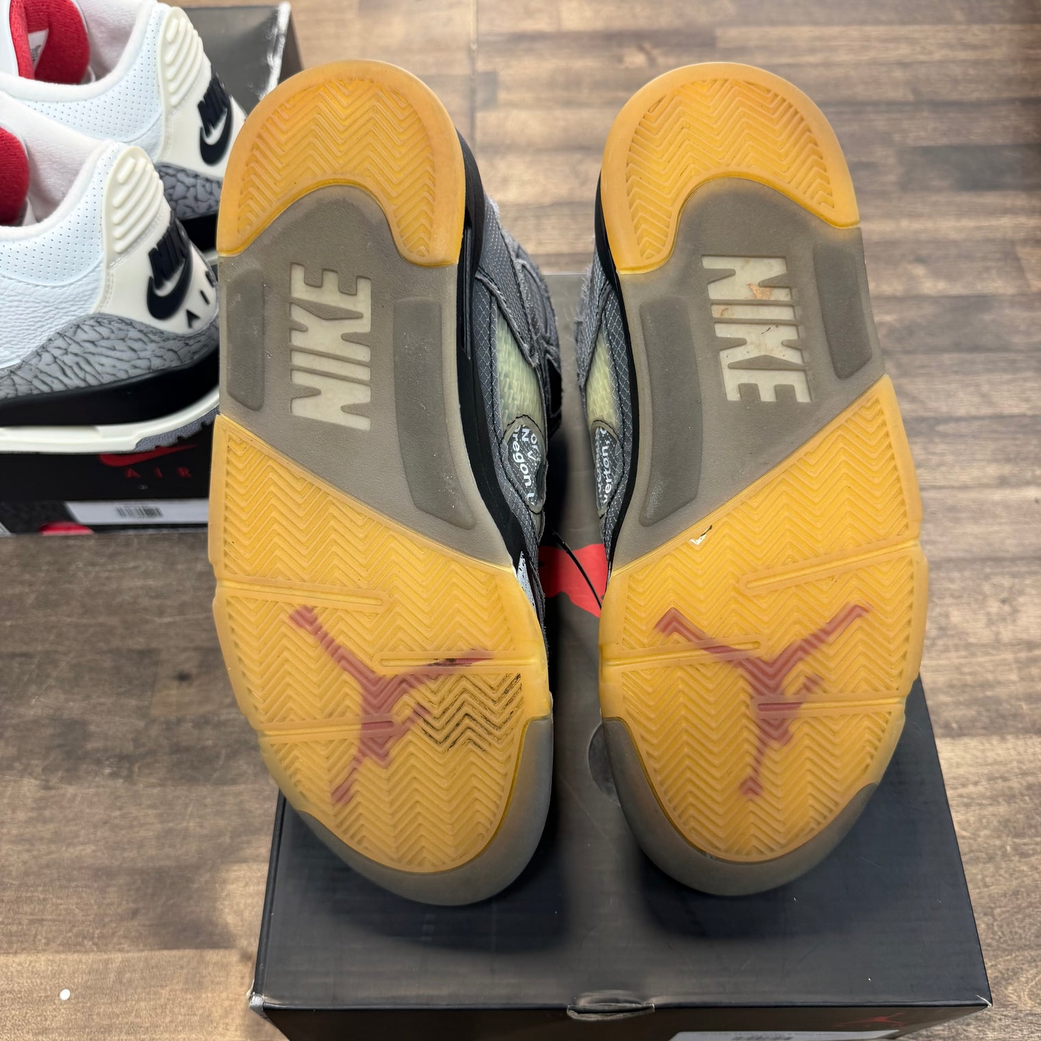 Off-White Muslin Jordan 5 Retro (USED)
