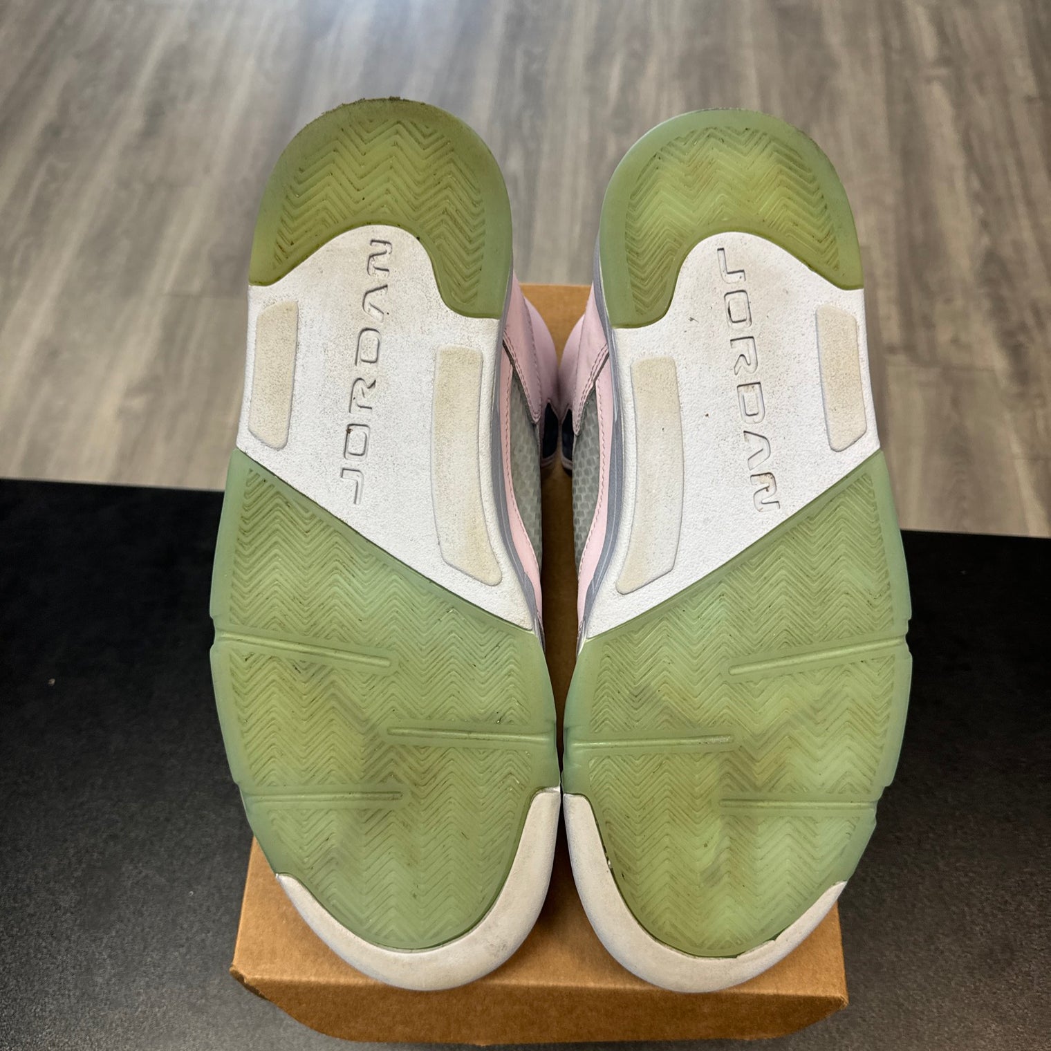 Easter Jordan 5 (USED, No Box)