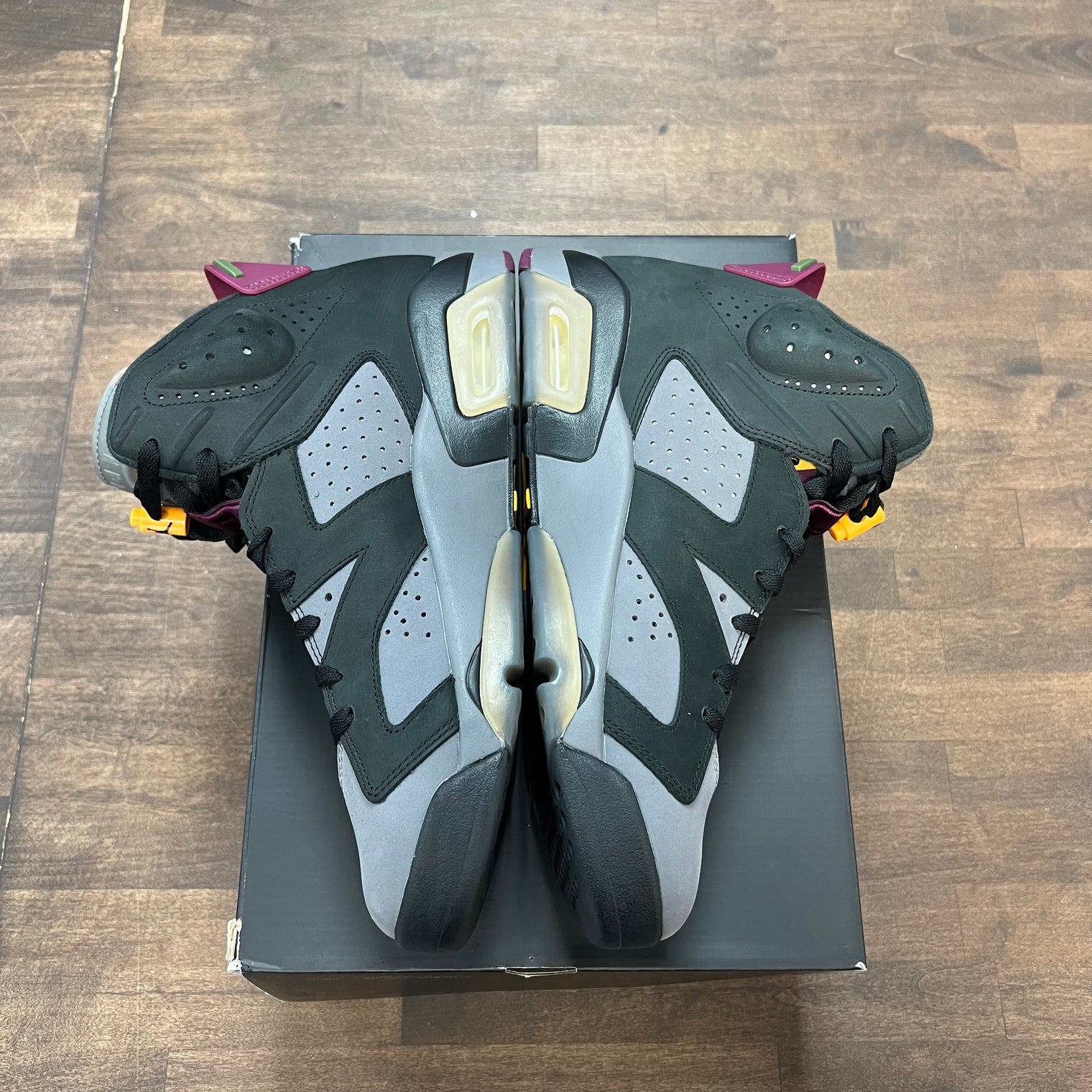 Bordeaux Jordan 6 (USED)