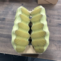 Resin adidas Yeezy 450 (USED)