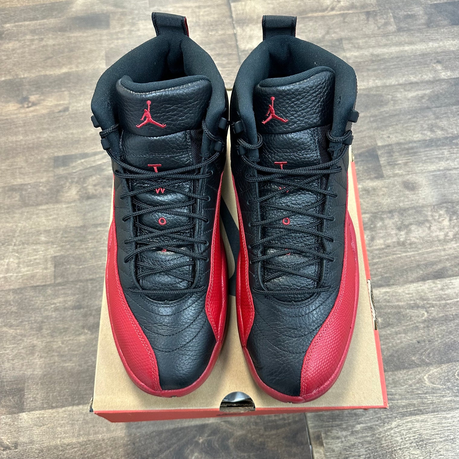 Flu Game Jordan 12 Retro (Lightly Worn)