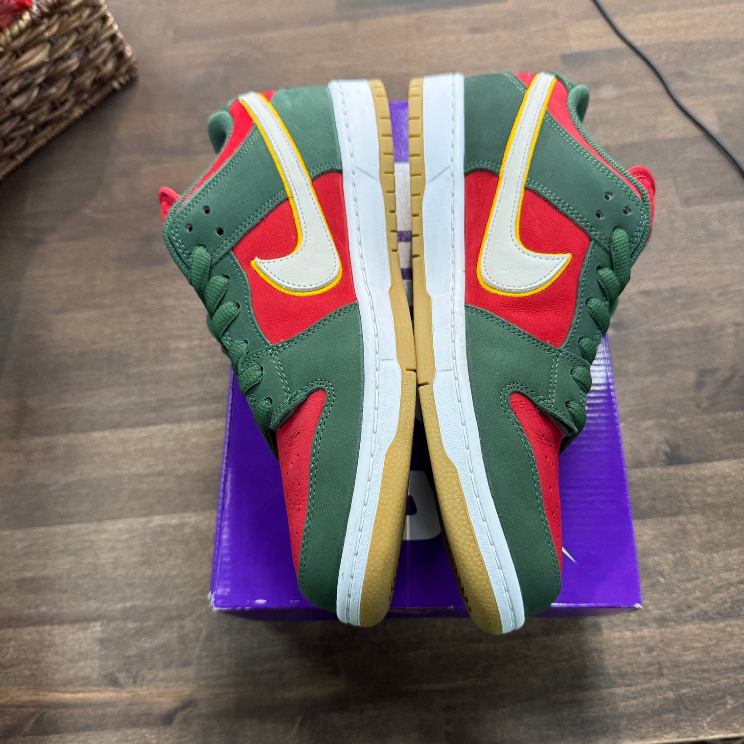 Seattle Supersonics Nike SB Dunk Low Pro PRM (USED)