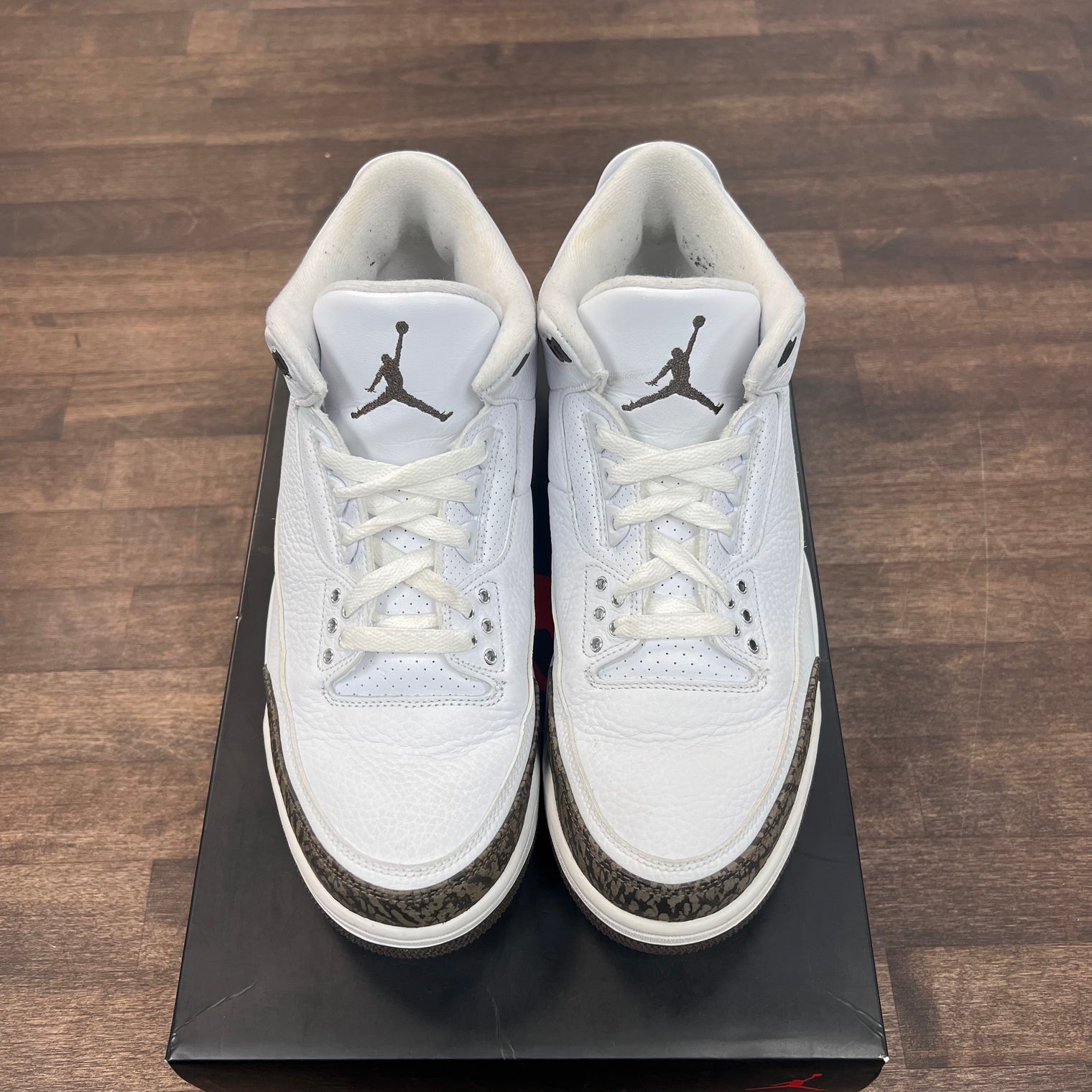 Mocha Jordan 3 (2018) (USED)