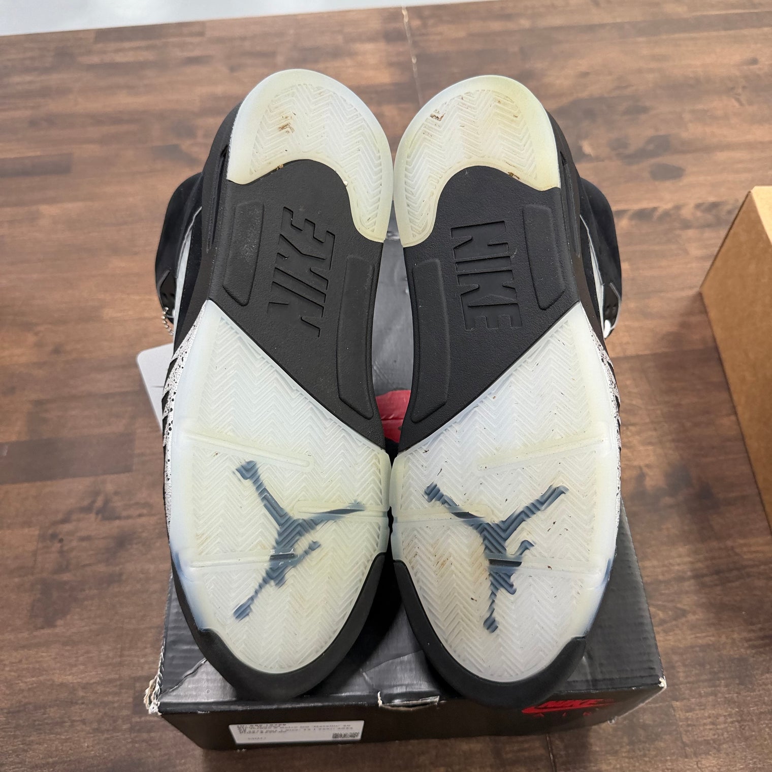 Black Metallic Jordan 5 (2025) (USED)