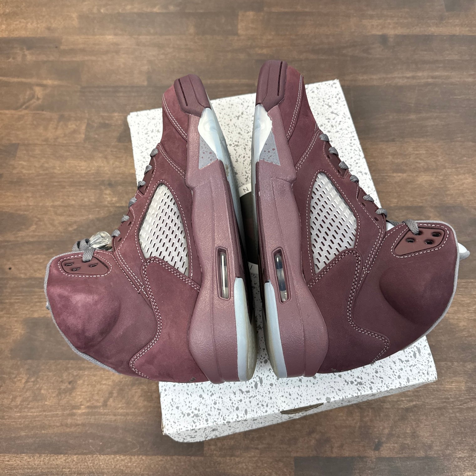 Jordan 5 Burgundy (USED)