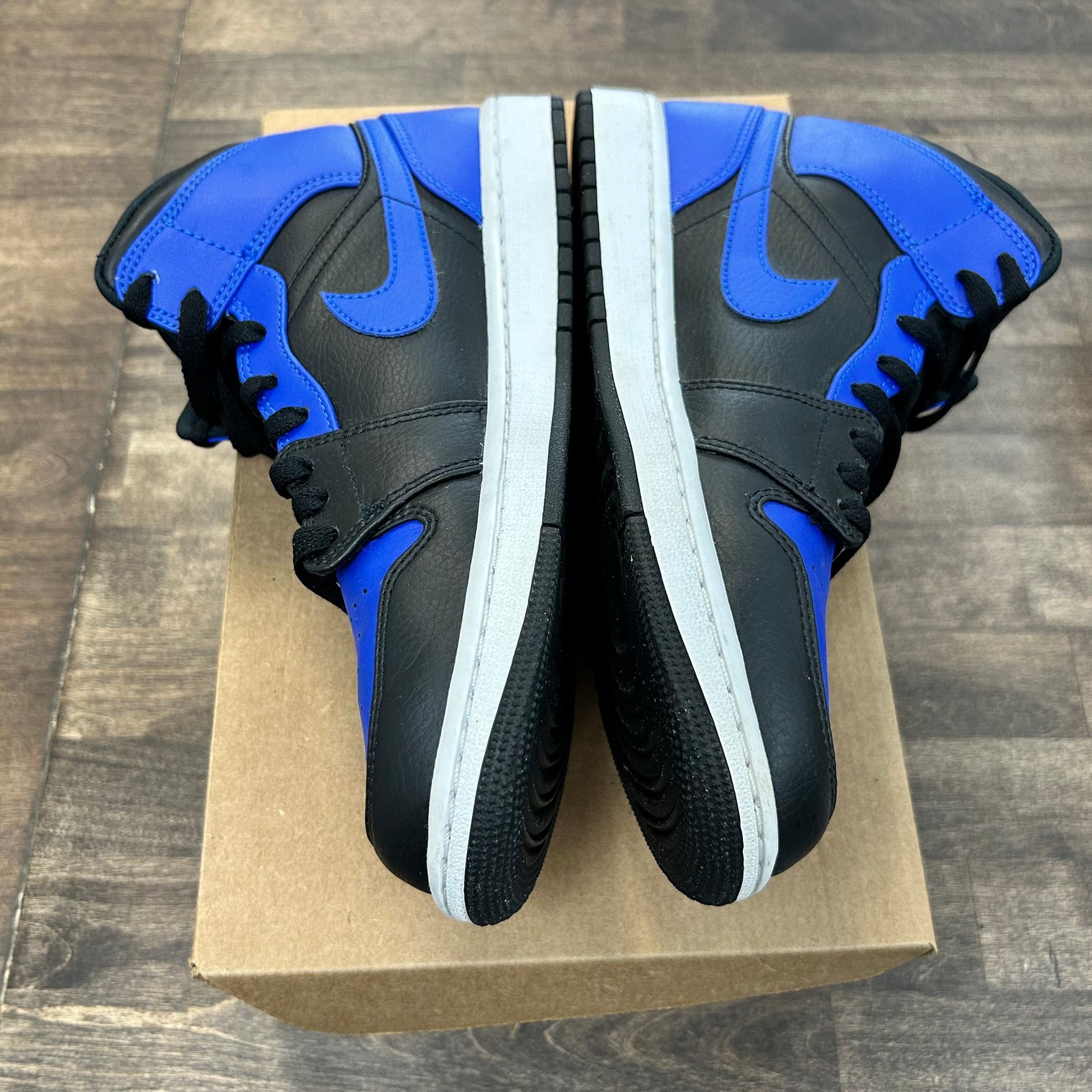 Hyper Royal Jordan 1 Mid (USED, No Box)