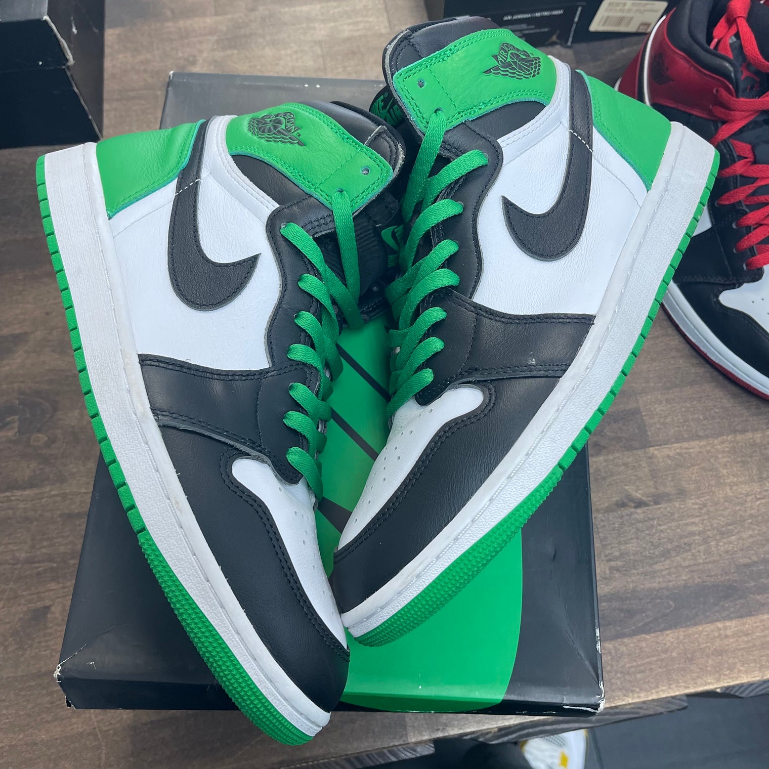 Lucky Green Jordan 1 High (USED)
